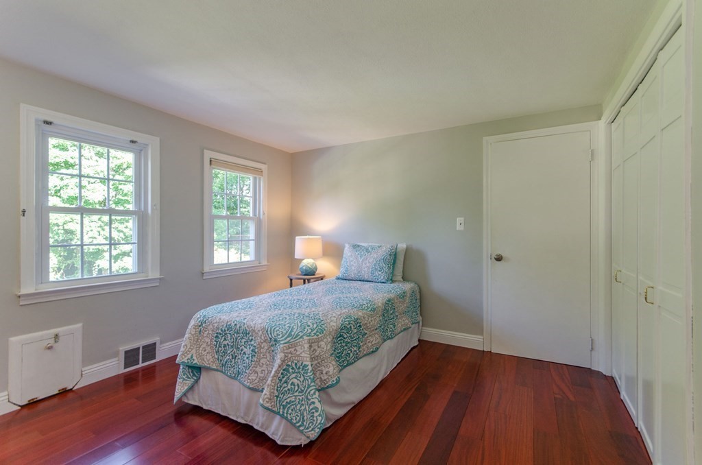 131 Viscount Road Longmeadow, MA 01106 - Photo 30 of 42