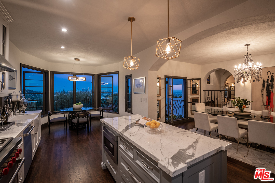 2426 Chislehurst Drive Los Angeles, CA 90027 - Photo 36 of 43