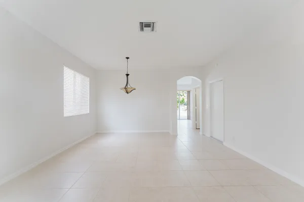$3,750 | 4015 Banyan Trails Drive, Coconut Creek, FL 33073