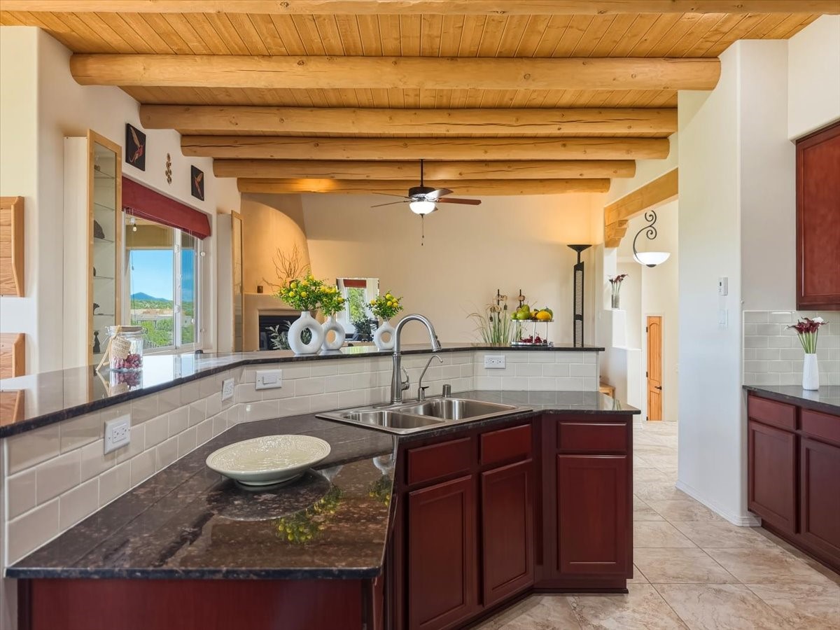 12 Via Optima Santa Fe, NM 87507 - Photo 7 of 60