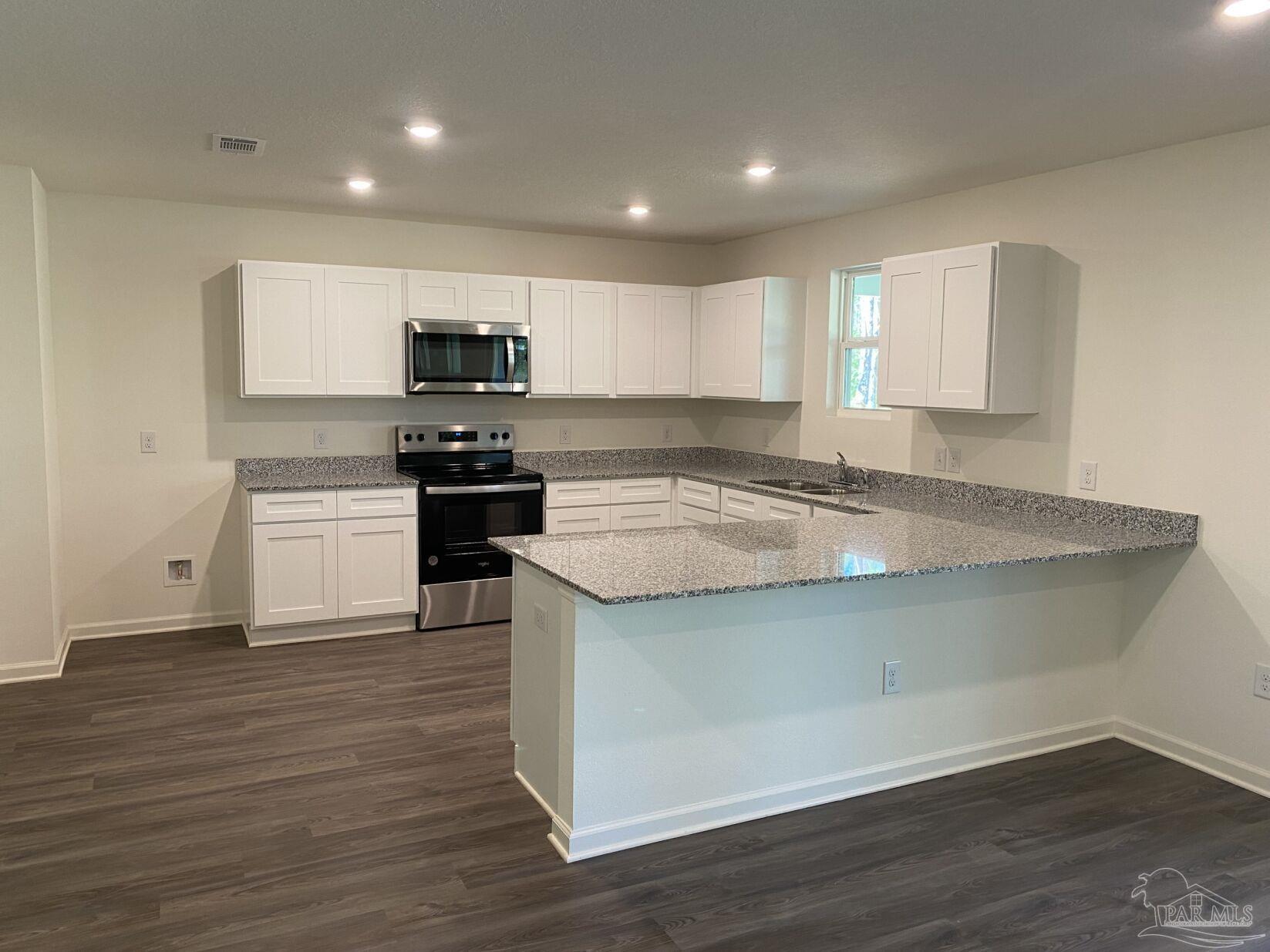 9263 3 Hollow Road Jay, FL 32565 - Photo 5 of 18