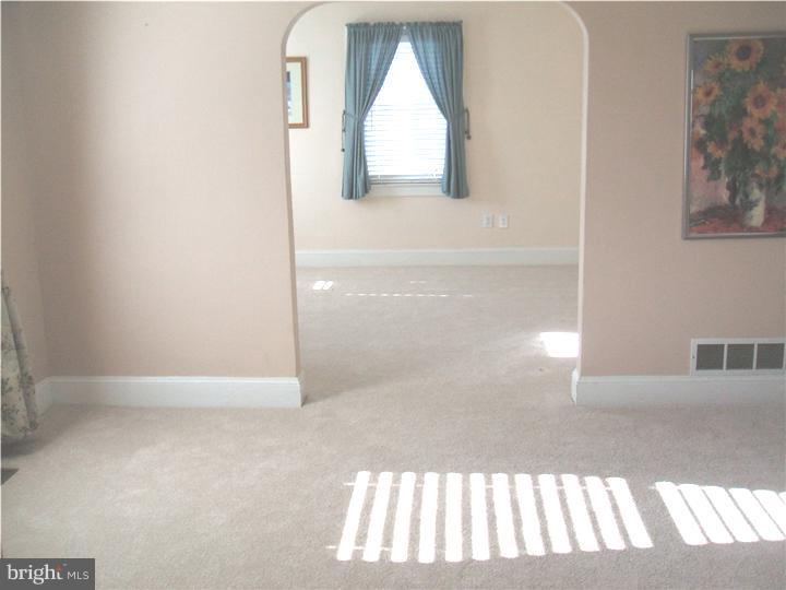 453 East Browning Road Bellmawr, NJ 08031 - Photo 5 of 21 Gallery Image 5