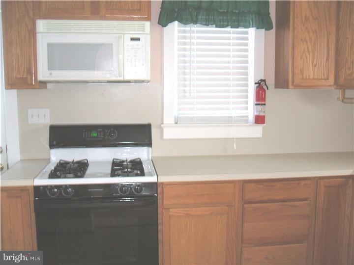 453 East Browning Road Bellmawr, NJ 08031 - Photo 8 of 21 Gallery Image 8