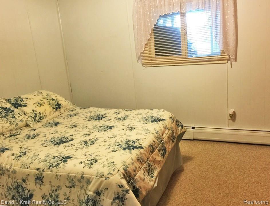 6647 Van Road Caseville, MI 48725 - Photo 6 of 9 6647VanBedroom2.jpg
