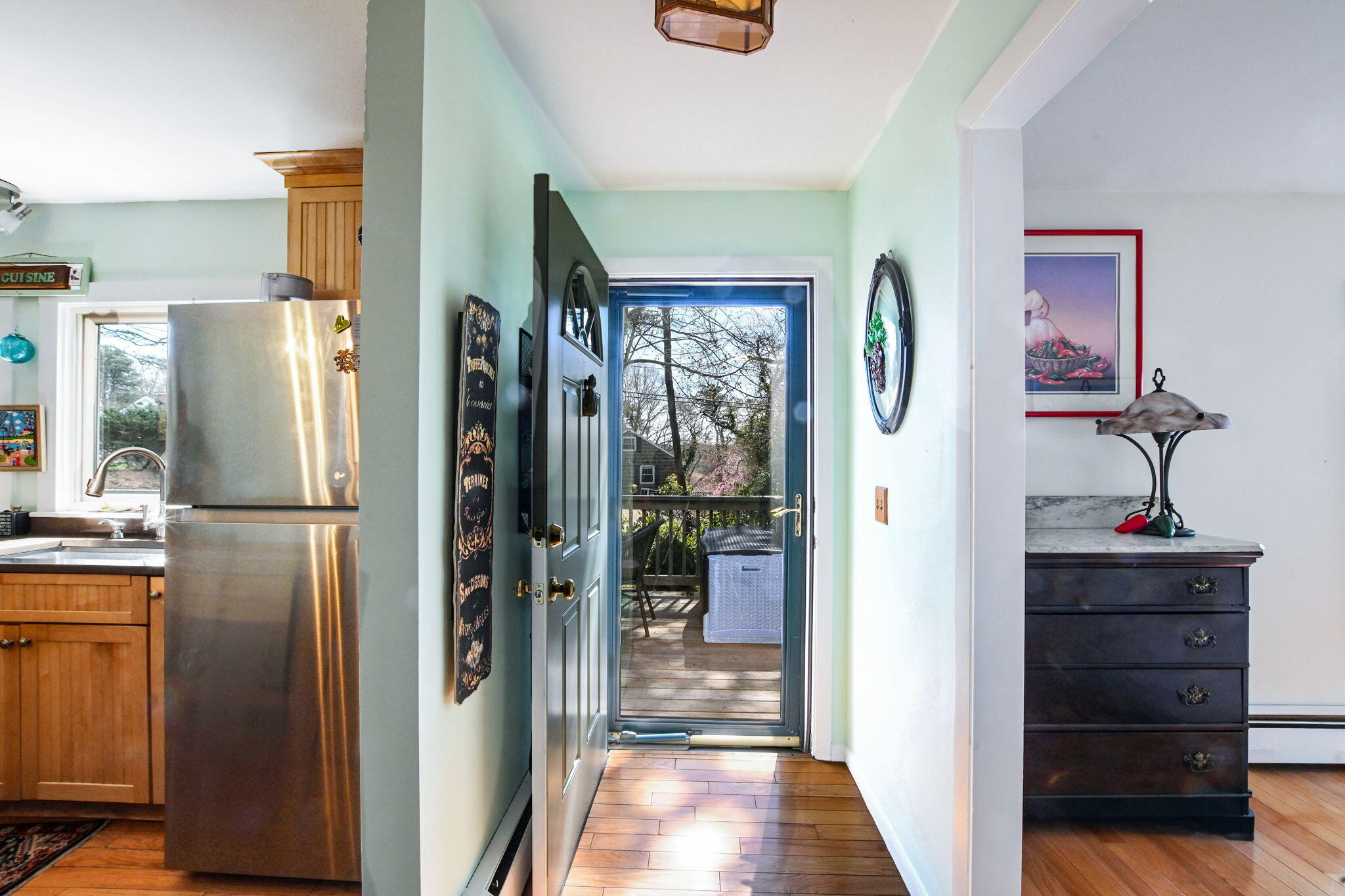 33 Lorraine Road East Falmouth, MA 02536 - Photo 6 of 30 10-web-or-mls-DSC_2231 copy