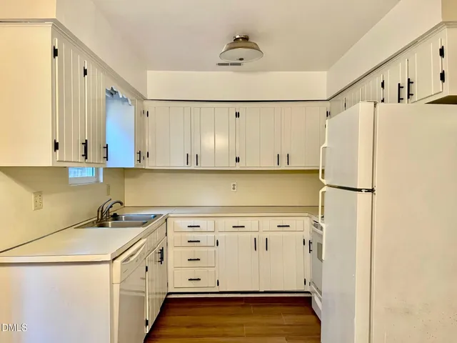 $1,500 | 5300 Grovewood Place, Raleigh, NC 27606