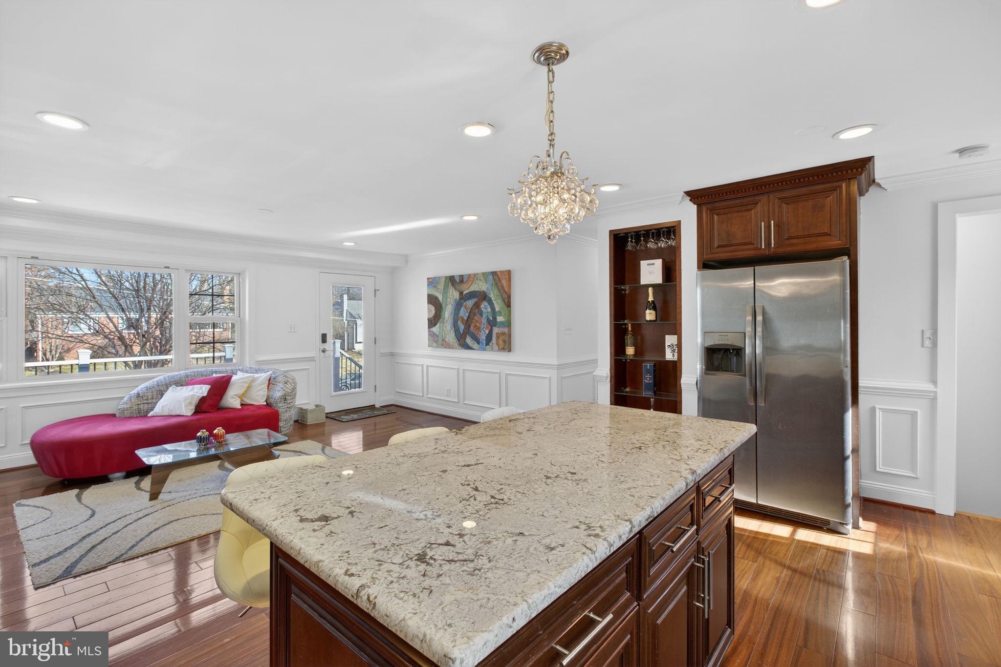 3709 Ridge Road Annandale, VA 22003 - Photo 9 of 37 Gallery Image 9