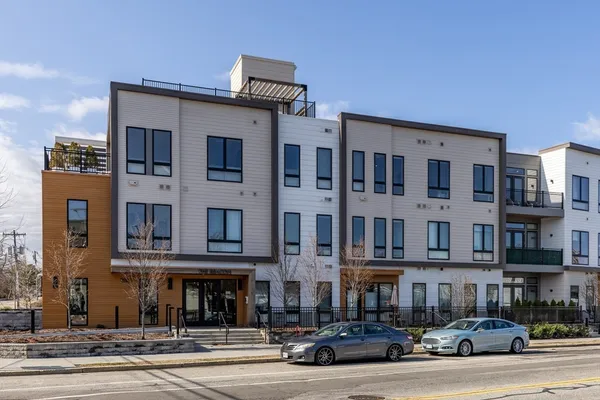 $975,000 | 101 North Beacon Street, Unit 303, Watertown, MA 02472