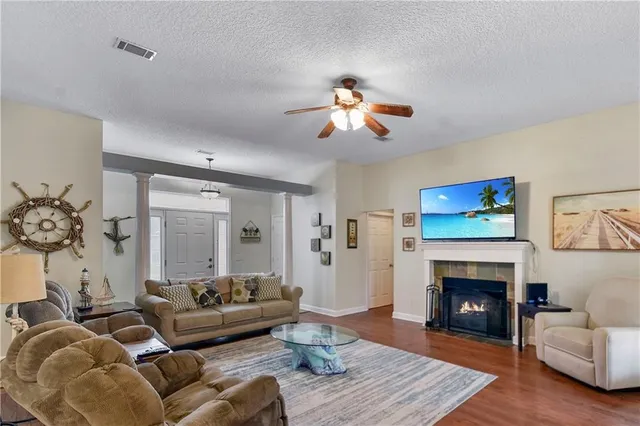 $1,975 | 375 Wellington Place, Brunswick, GA 31523