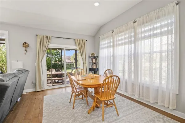 $550,000 | 1713 Northeast Ravenwood Drive, Lee's Summit, MO 64086