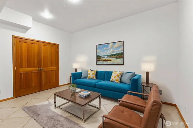 $1,080,000 | 19510 190th Avenue East, Orting, WA 98360