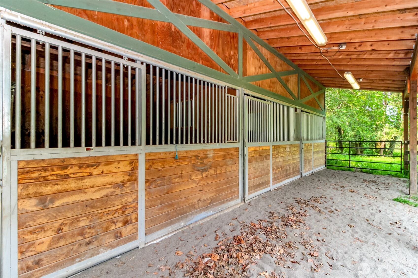 19510 190th Avenue East Orting, WA 98360 - Photo 35 of 40