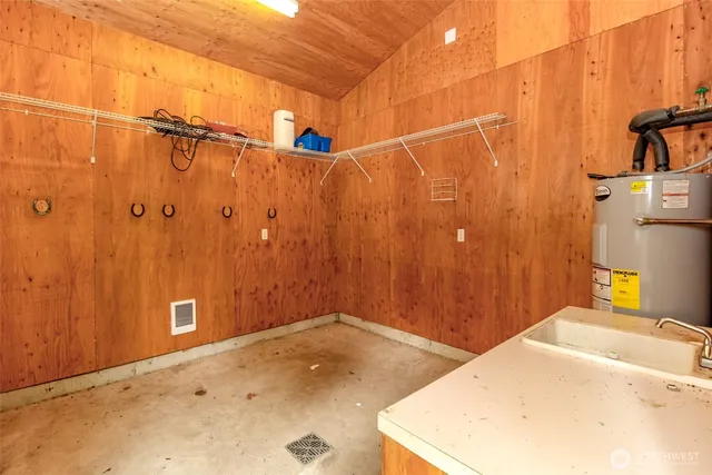 $1,080,000 | 19510 190th Avenue East, Orting, WA 98360