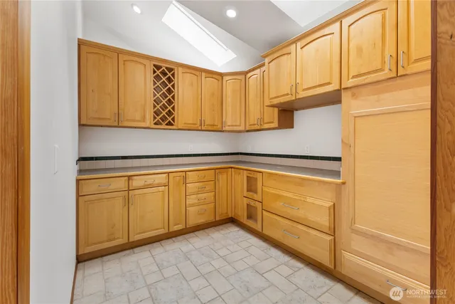 $1,080,000 | 19510 190th Avenue East, Orting, WA 98360