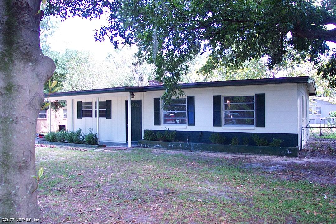 7580 Proxima Road Jacksonville, FL 32210 - Photo 4 of 19 Front