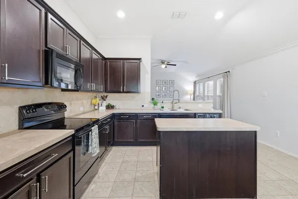 $2,250 | 14316 Broomstick Road, Fort Worth, TX 76052