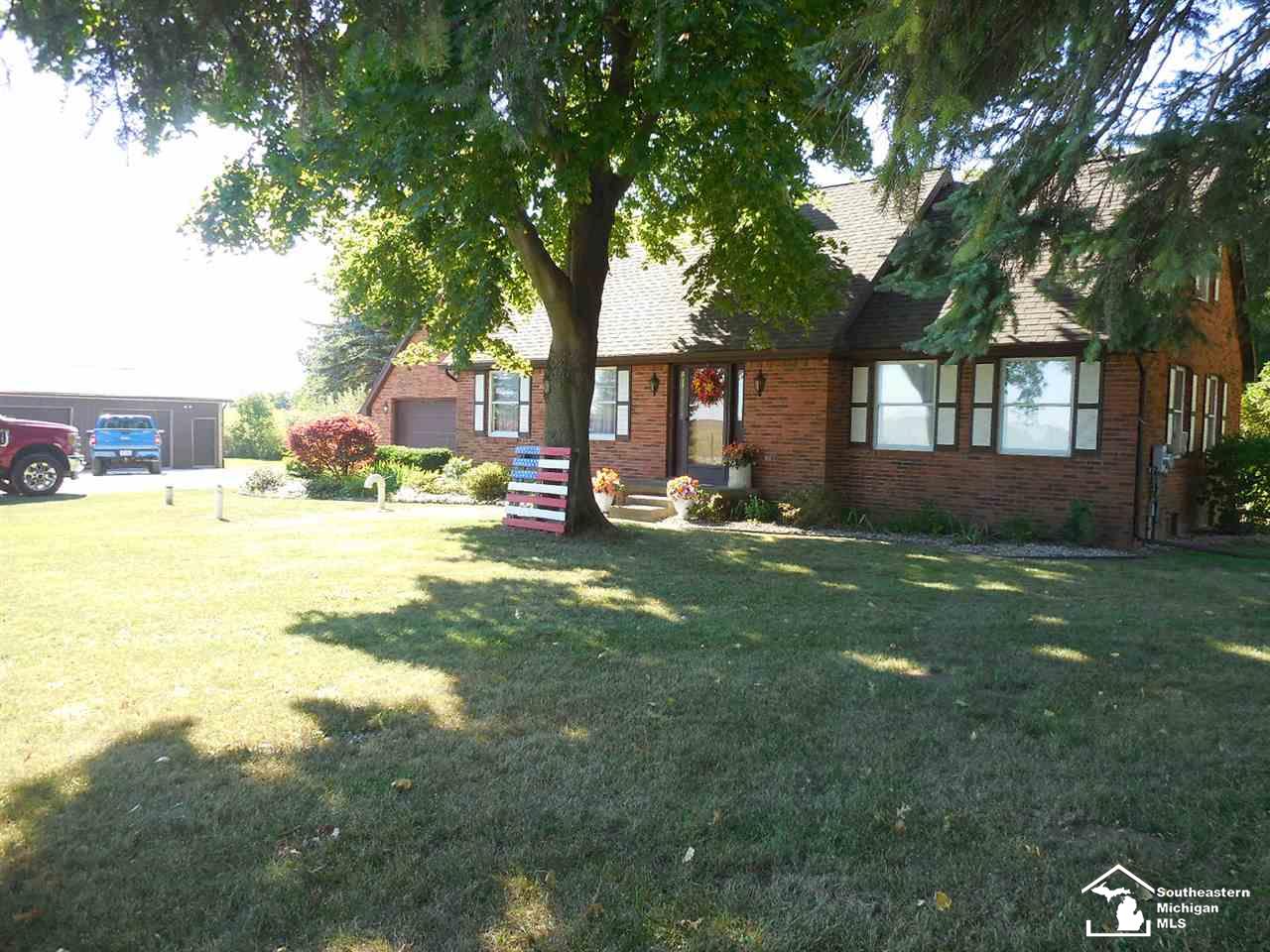 10401 Stone Road Maybee, MI 48159 - Photo 2 of 31