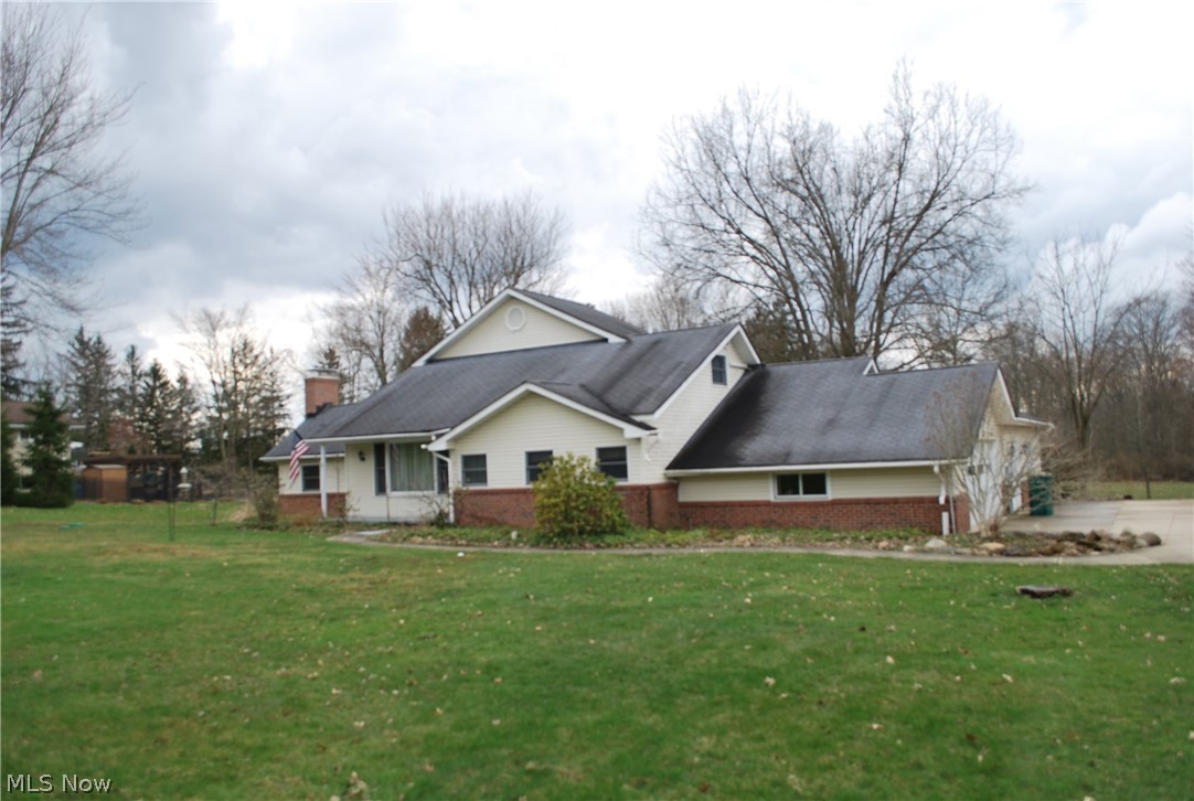 8385 Cloveridge Road Chagrin Falls, OH 44022 - Photo 1 of 2 Gallery Image 1