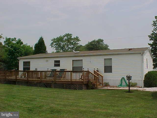 Exterior (Rear)