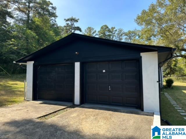 9037 Airport Road Birmingham, AL 35206 - Photo 2 of 18