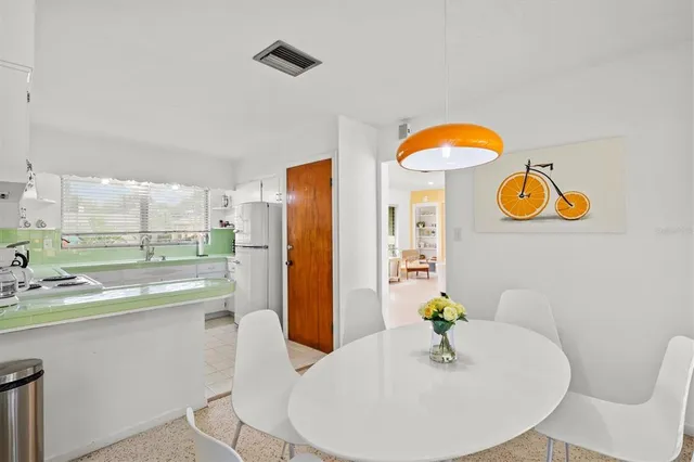 $7,750 | 2473 Davis Boulevard, Sarasota, FL 34237