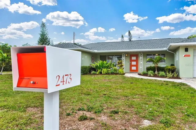$7,750 | 2473 Davis Boulevard, Sarasota, FL 34237