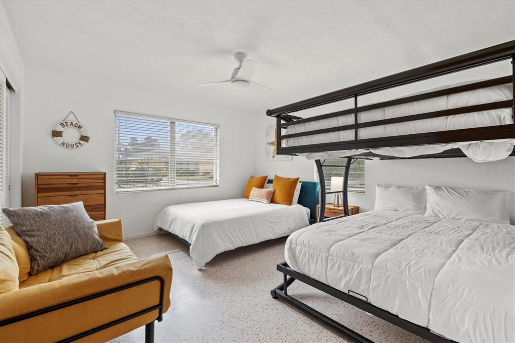 2473 Davis Boulevard Sarasota, FL 34237 - Photo 48 of 69