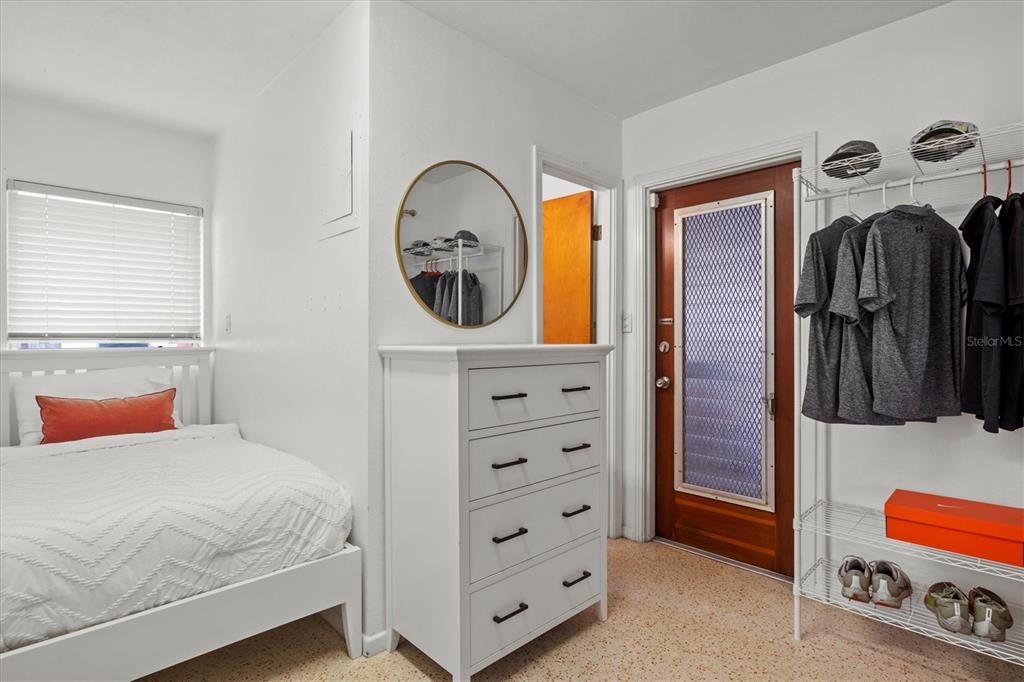 2473 Davis Boulevard Sarasota, FL 34237 - Photo 51 of 69