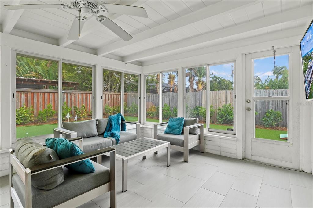 2473 Davis Boulevard Sarasota, FL 34237 - Photo 55 of 69