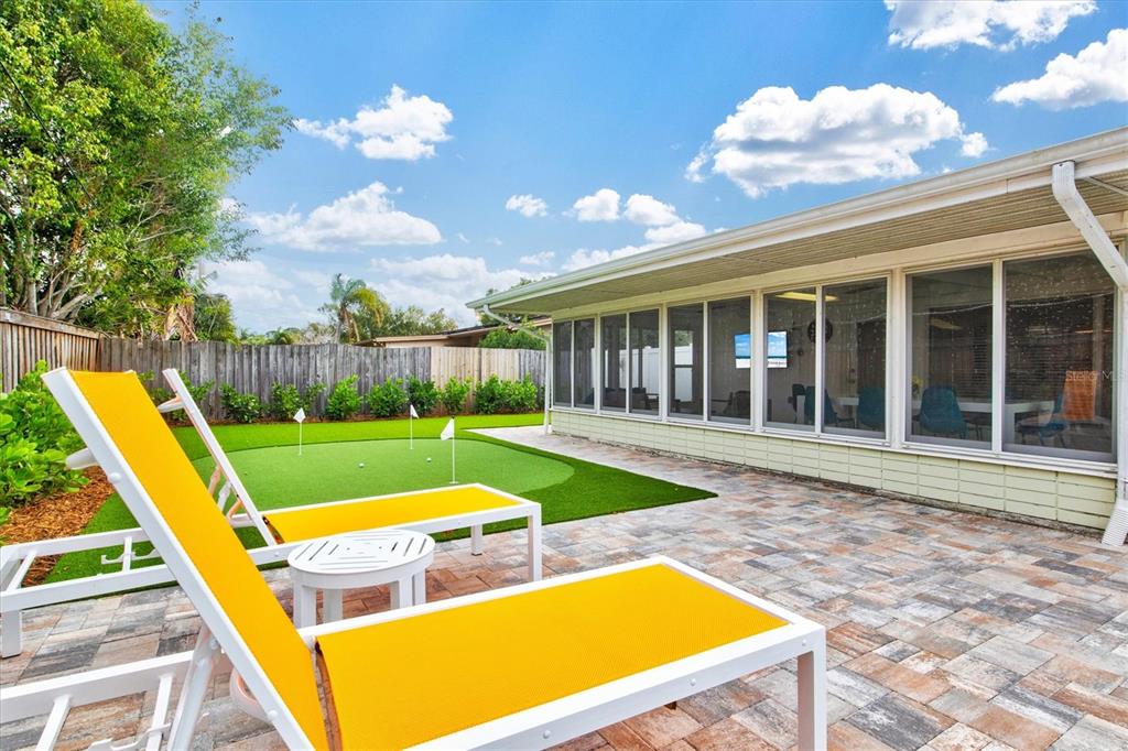 2473 Davis Boulevard Sarasota, FL 34237 - Photo 59 of 69