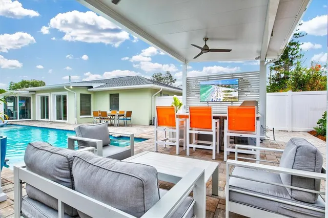 $7,750 | 2473 Davis Boulevard, Sarasota, FL 34237