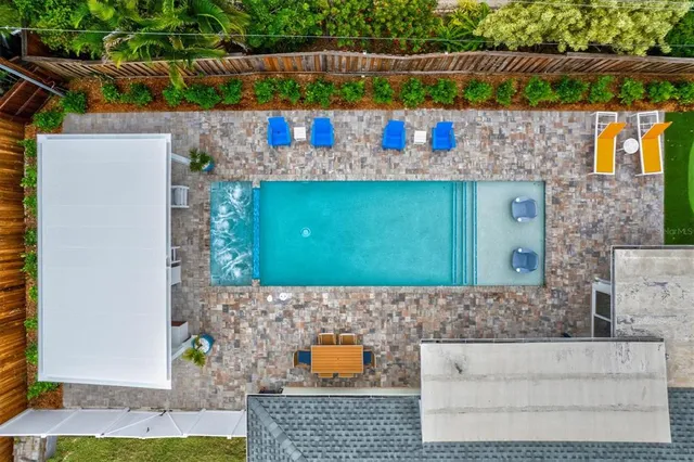 $7,750 | 2473 Davis Boulevard, Sarasota, FL 34237