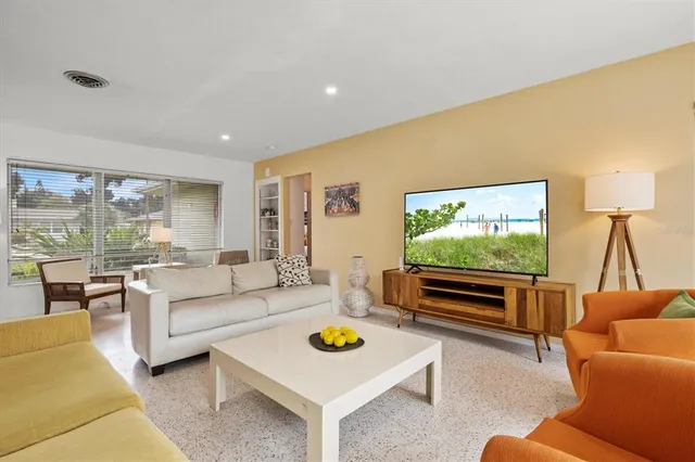 $7,750 | 2473 Davis Boulevard, Sarasota, FL 34237