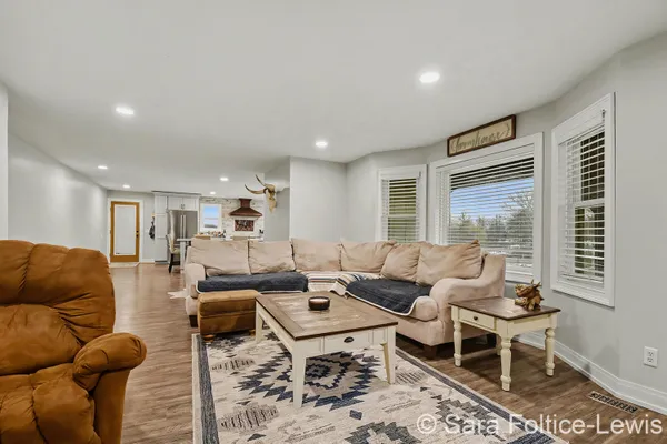 $1,250,000 | 1595 Angling Road, Hudsonville, MI 49426