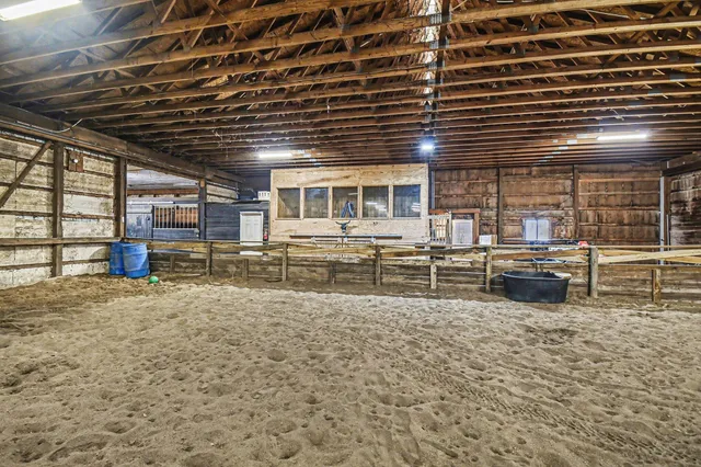 $1,300,000 | 1595 Angling Road, Hudsonville, MI 49426