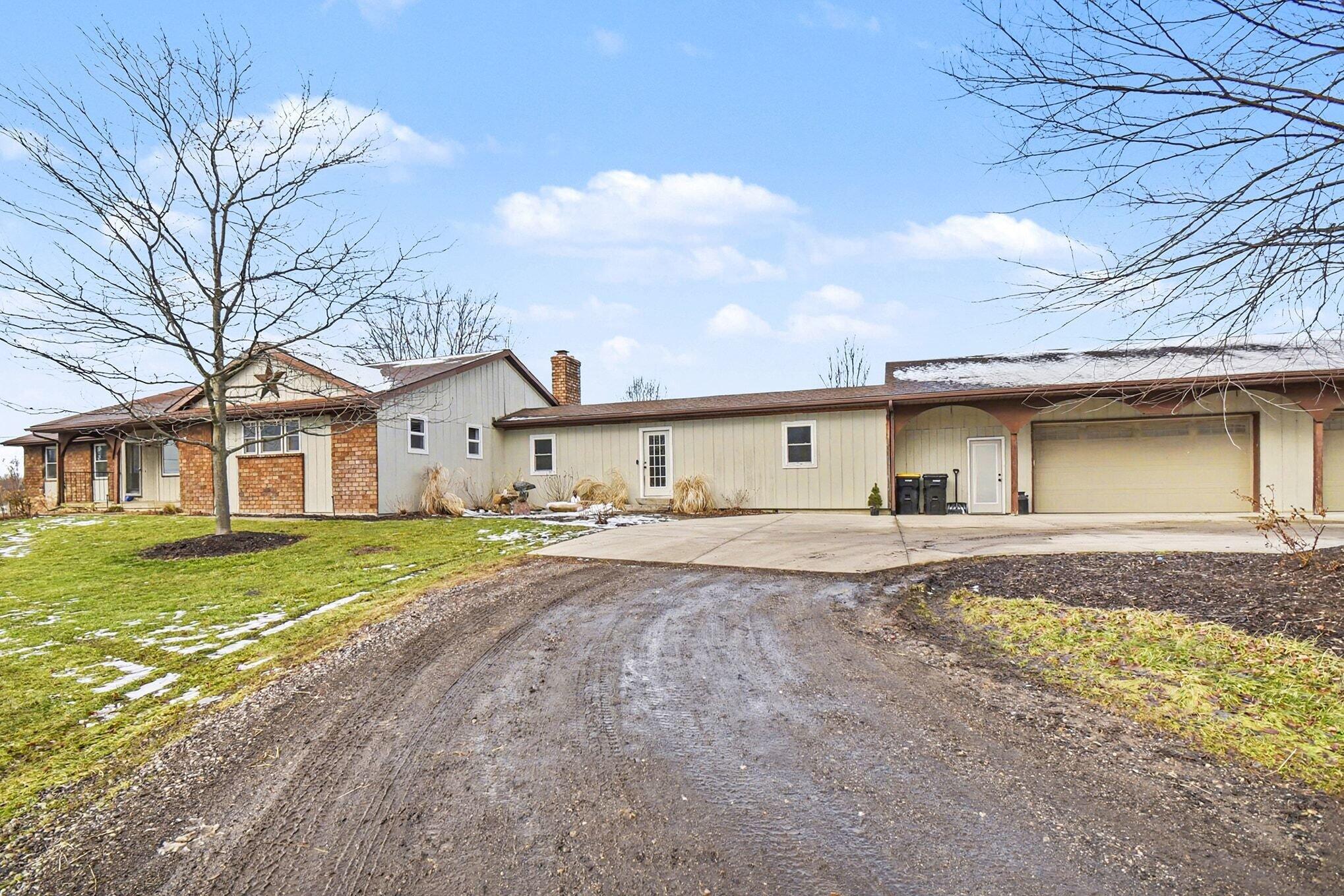 1595 Angling Road Hudsonville, MI 49426 - Photo 6 of 53 002_file_4152