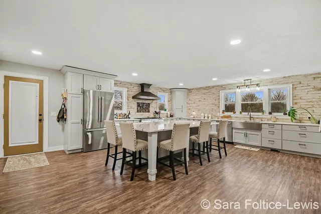 $1,300,000 | 1595 Angling Road, Hudsonville, MI 49426