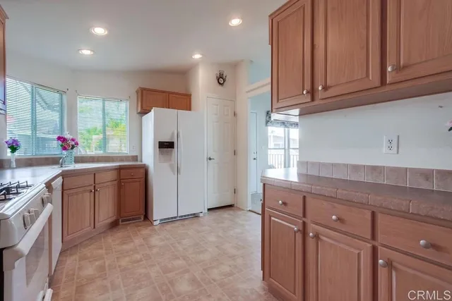 $319,000 | 200 North El Camino Real, Unit 357, Oceanside, CA 92058