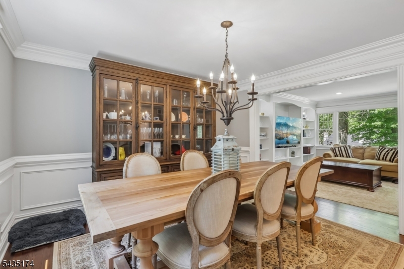 27 Burlington Road Berkeley Heights, NJ 07974 - Photo 5 of 37