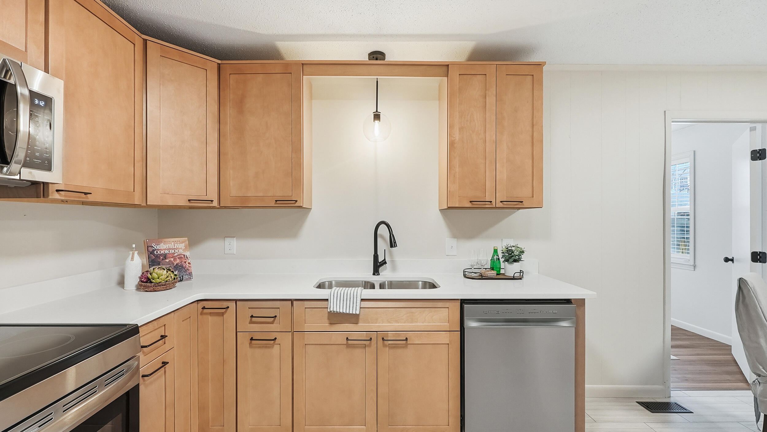 317 Frawley Road Chattanooga, TN 37412 - Photo 8 of 35 8_317 frawley rd-8