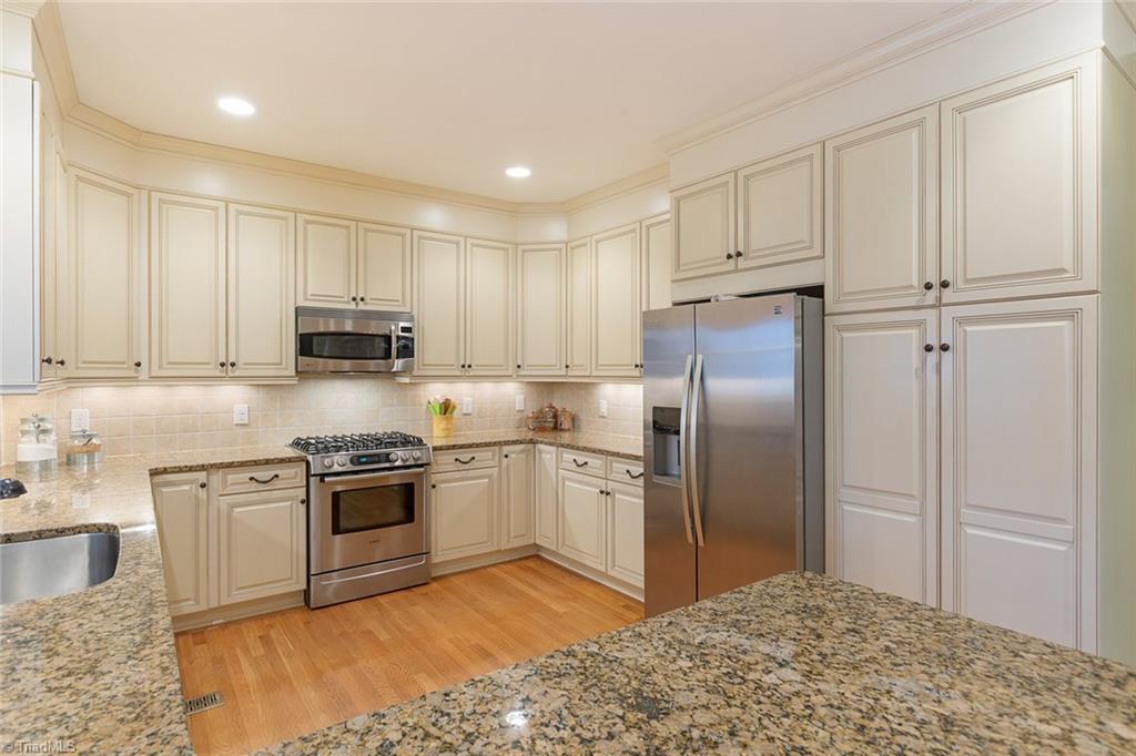 8802 Case Ridge Drive Oak Ridge, NC 27310 - Photo 18 of 30