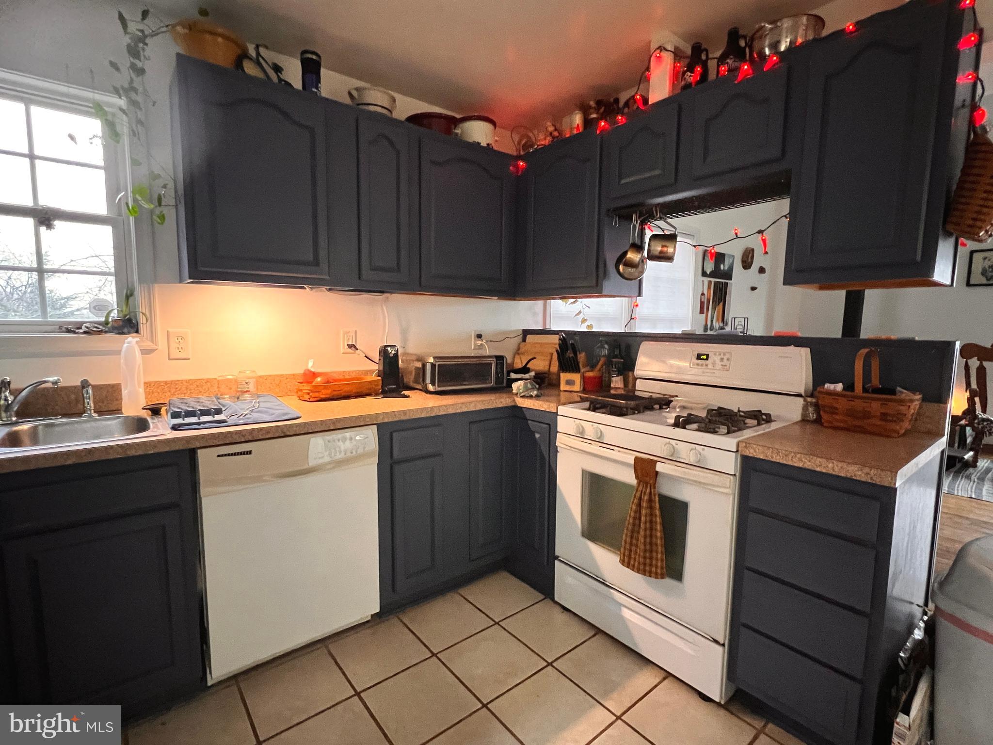 2777 Audubon Road Hedgesville, WV 25427 - Photo 20 of 60 Kitchen