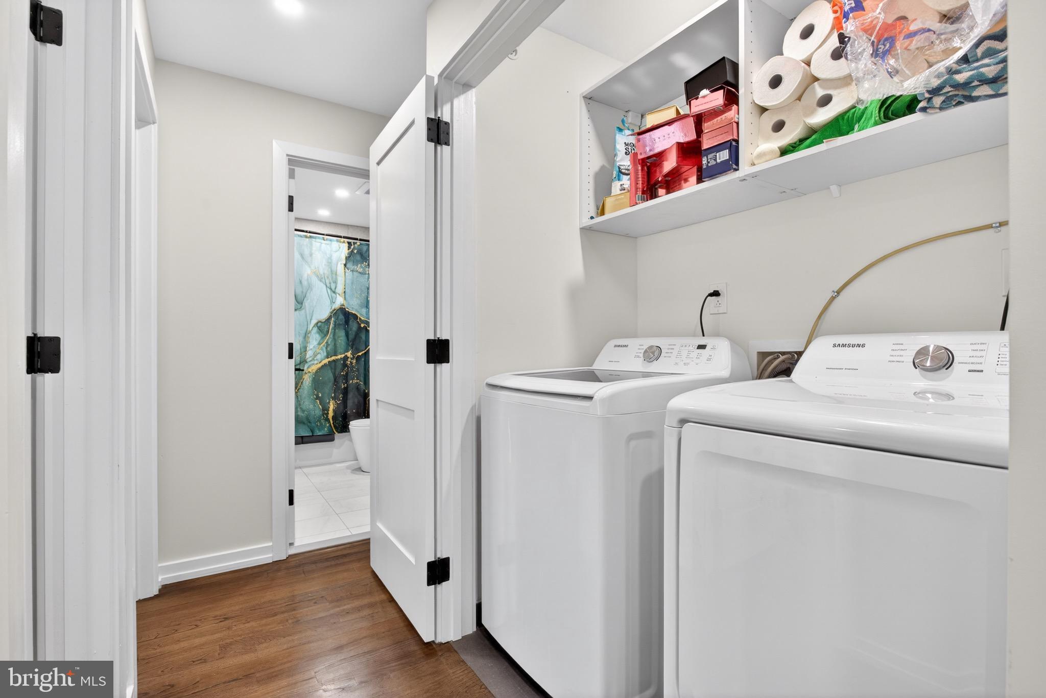 2411 Innovator Way Philadelphia, PA 19146 - Photo 13 of 26 a utility room with dryer and washer