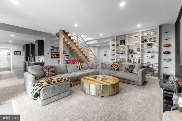 $1,325,000 | 229 Ivy Hill Drive, State College, PA 16801