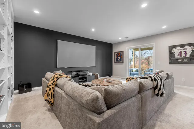 $1,325,000 | 229 Ivy Hill Drive, State College, PA 16801