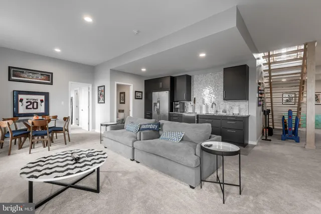 $1,325,000 | 229 Ivy Hill Drive, State College, PA 16801