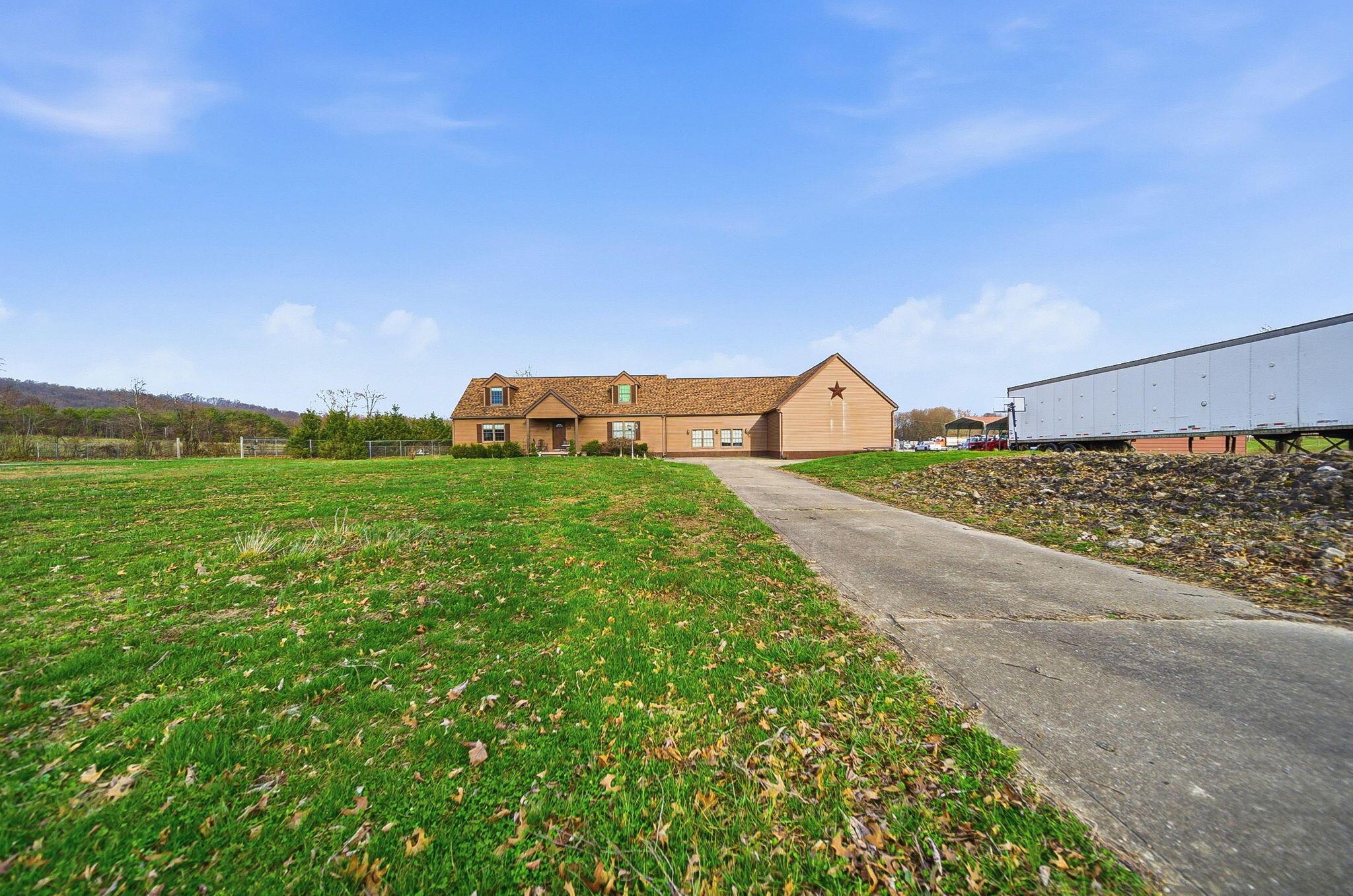 1040 Straight Creek Road Waverly, OH 45690 - Photo 2 of 113 Front