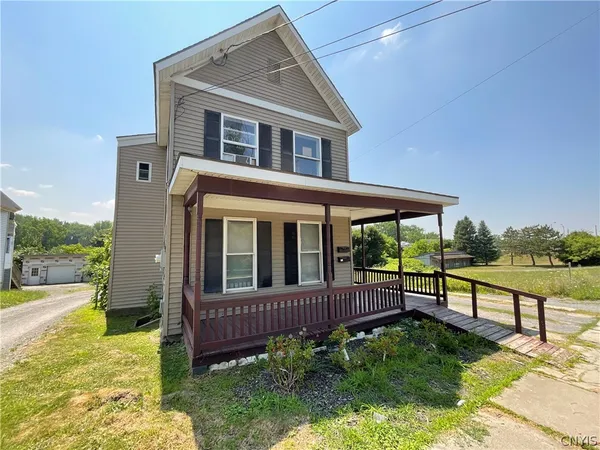 $1,350 | 377 West Main Street, Unit 1, Watertown, NY 13601