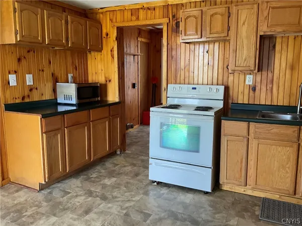 $1,350 | 377 West Main Street, Unit 1, Watertown, NY 13601