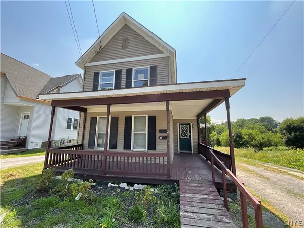 $1,350 | 377 West Main Street, Unit 1, Watertown, NY 13601